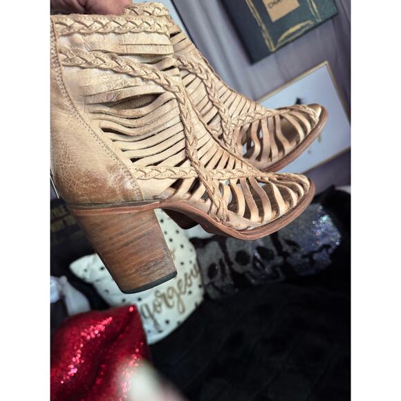 Puma x hello kitty ralph sampson womens mid sneakers sz 7 - Picture 10 of 11